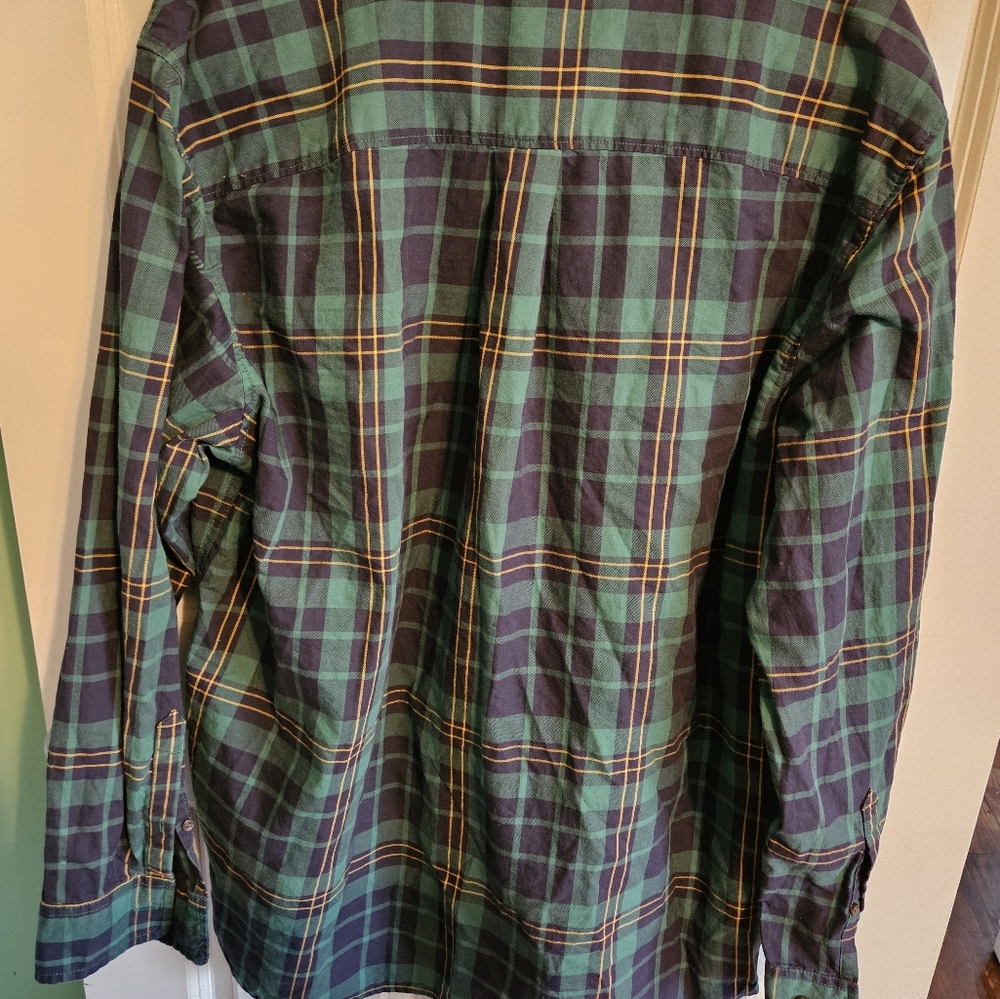 The North Face XL Plaid Button Up - Picture 3 of 3
